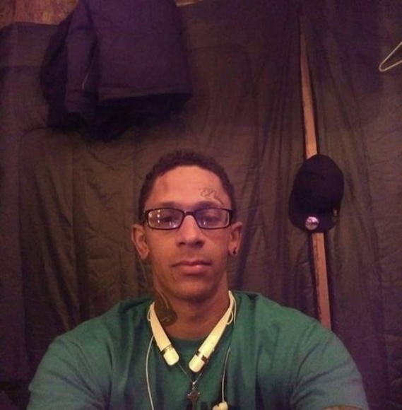 Meet your Posher, Julian - Picture 1 of 1